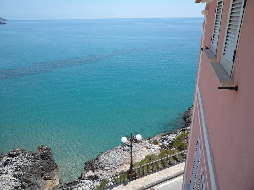 Albergo Tirreno Марина-ди-Камерота Экстерьер фото