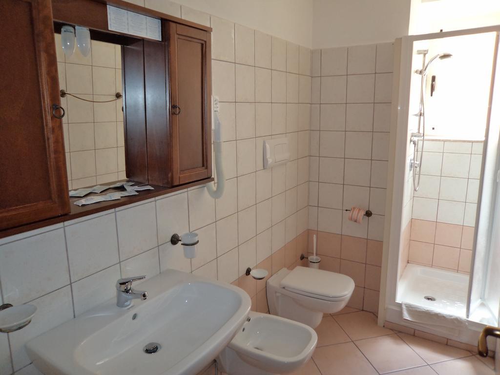 Albergo Tirreno Марина-ди-Камерота Номер фото