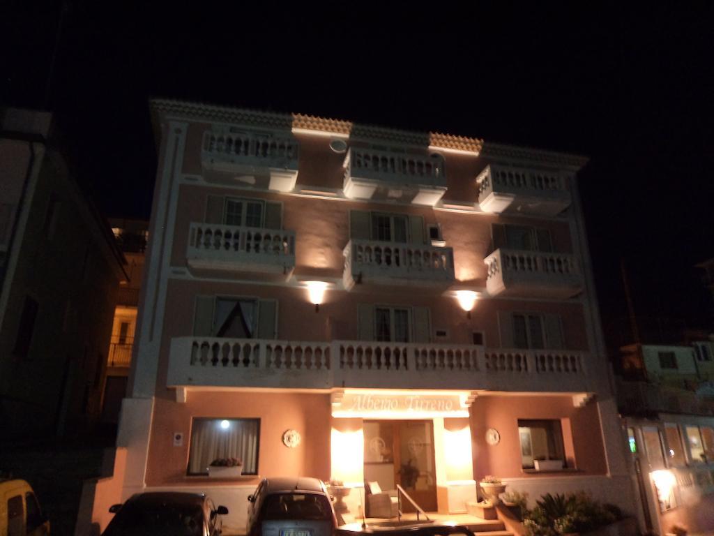 Albergo Tirreno Марина-ди-Камерота Экстерьер фото