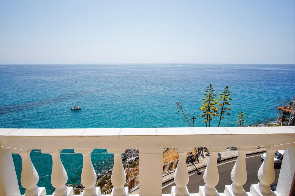 Albergo Tirreno Марина-ди-Камерота Экстерьер фото