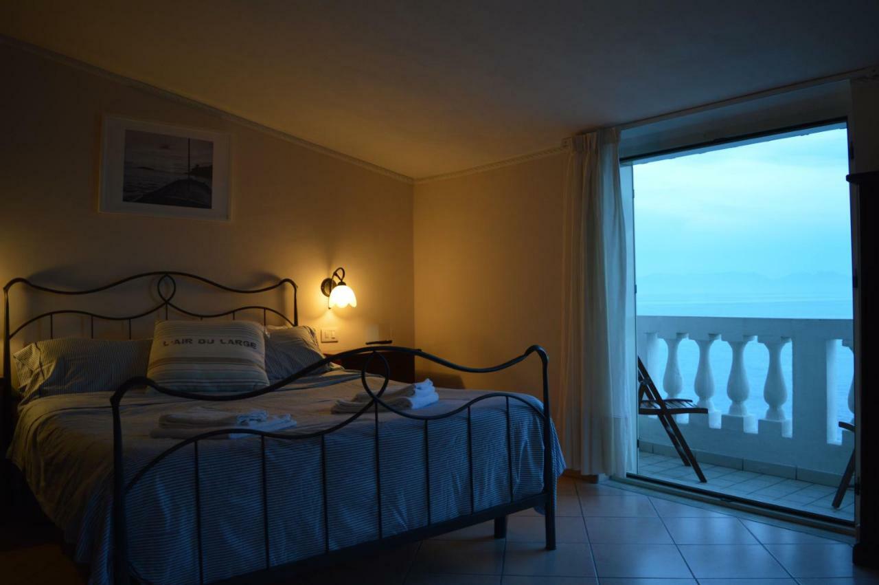 Albergo Tirreno Марина-ди-Камерота Экстерьер фото