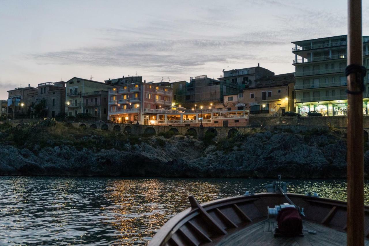 Albergo Tirreno Марина-ди-Камерота Экстерьер фото
